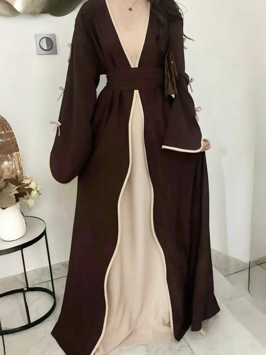 2025 New Dubai Stylish Islamic Black Abaya for Muslim Women Belted Design with Bow Detailing Modest Long Dress for Middle East
