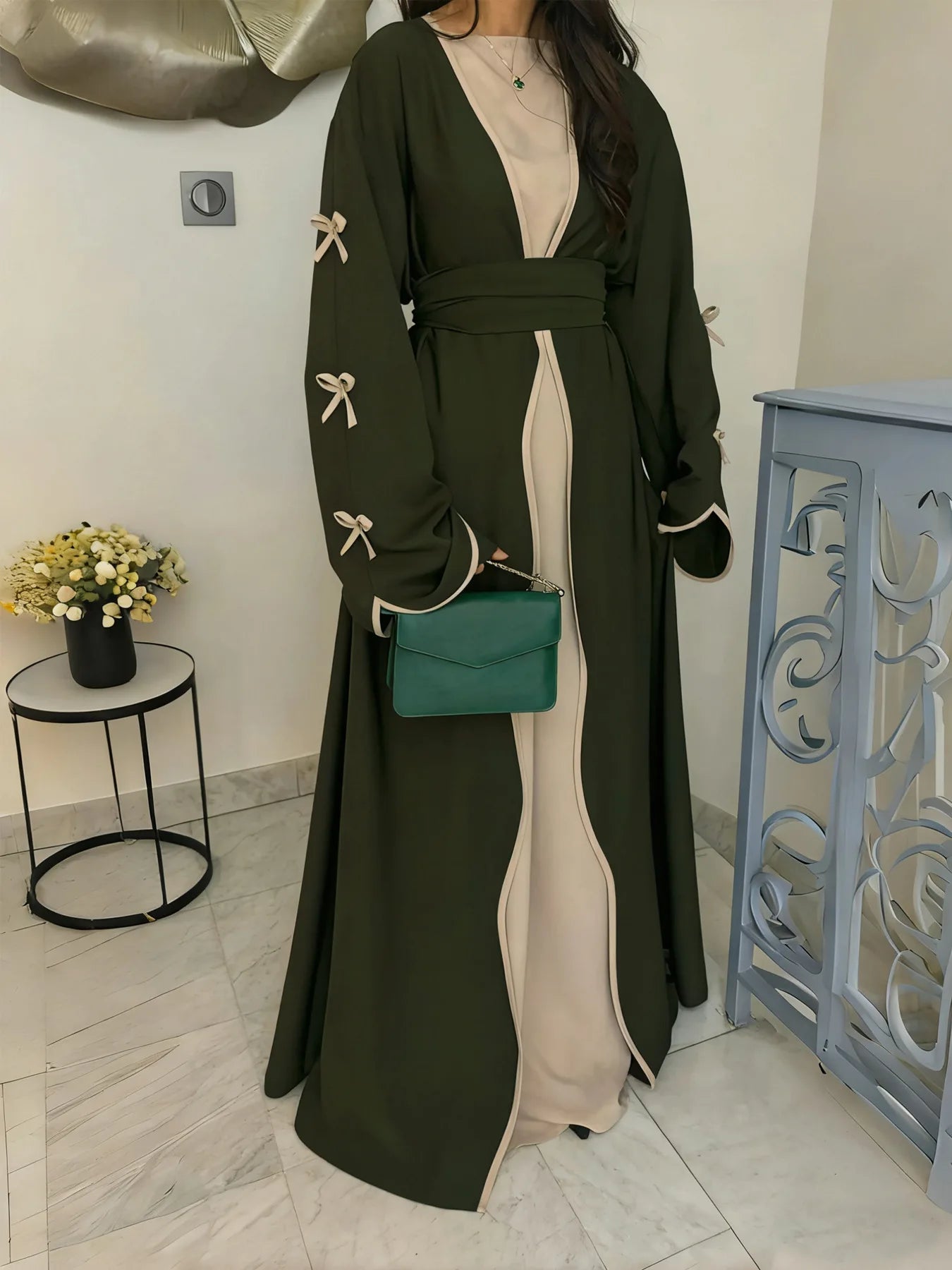 2025 New Dubai Stylish Islamic Black Abaya for Muslim Women Belted Design with Bow Detailing Modest Long Dress for Middle East