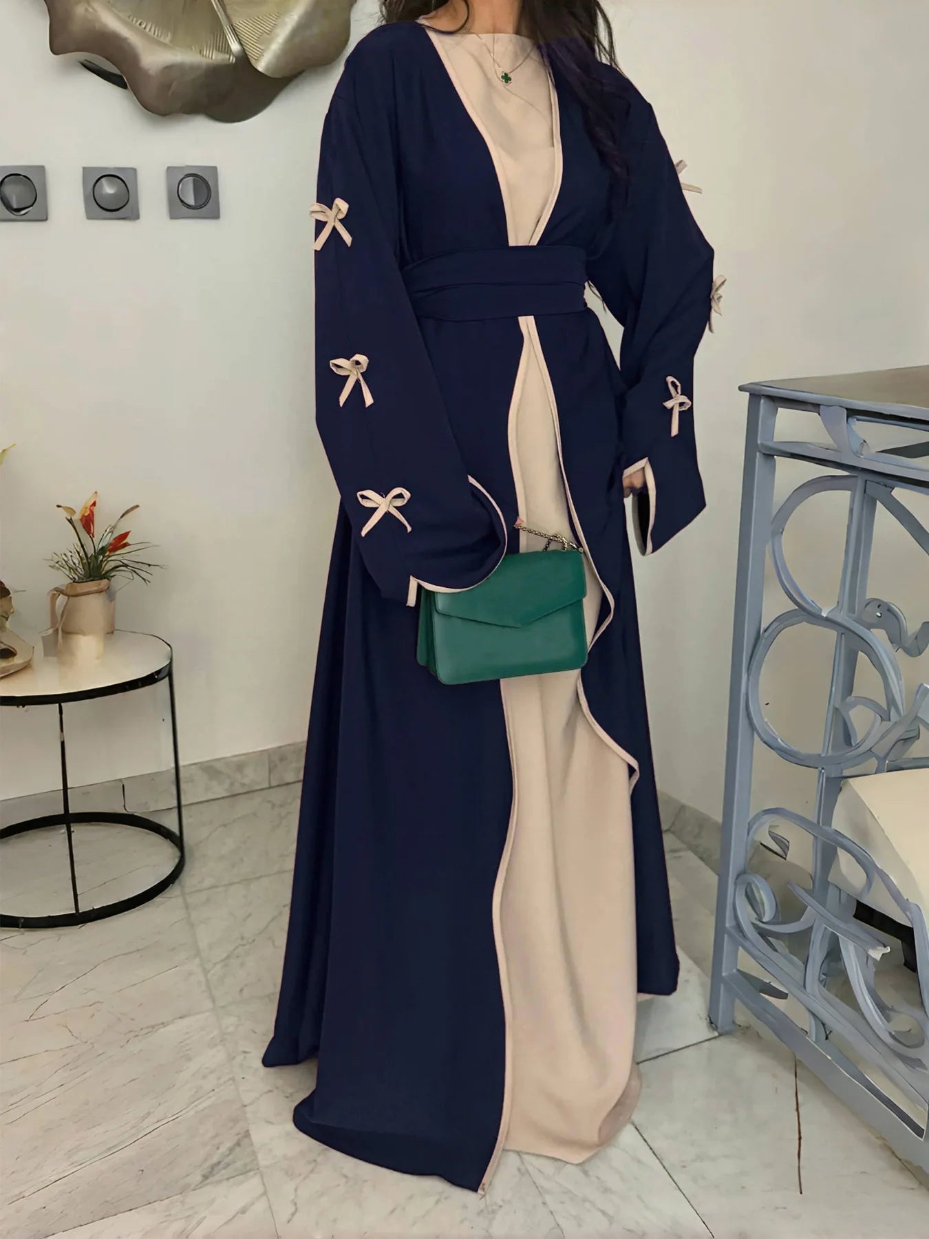 2025 New Dubai Stylish Islamic Black Abaya for Muslim Women Belted Design with Bow Detailing Modest Long Dress for Middle East